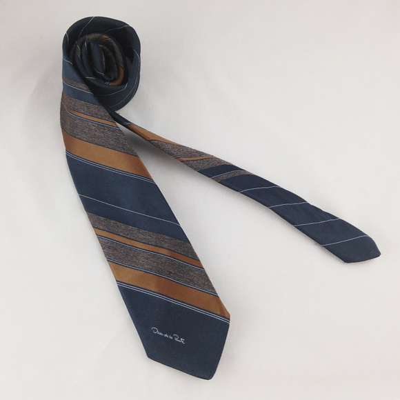 OSCAR DE LA RENTA Striped Tie - Picture 1 of 8